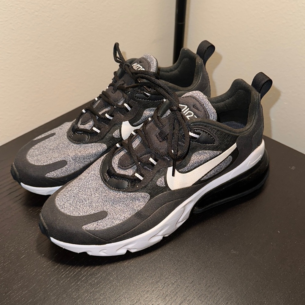 Women’s size 8 Nike shoes!